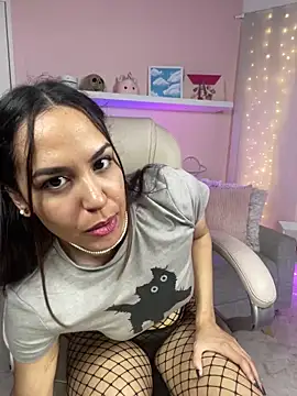 VenusIsLove  online show from 26, 2, 2025