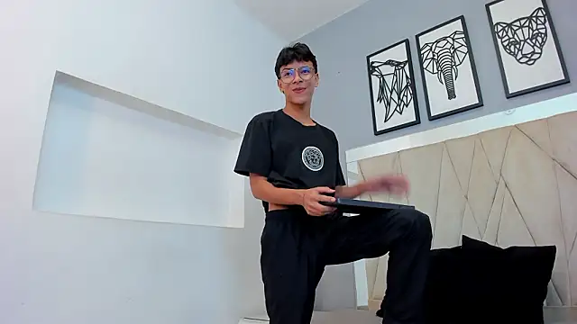 adams bobby online show from 7, 2, 2026