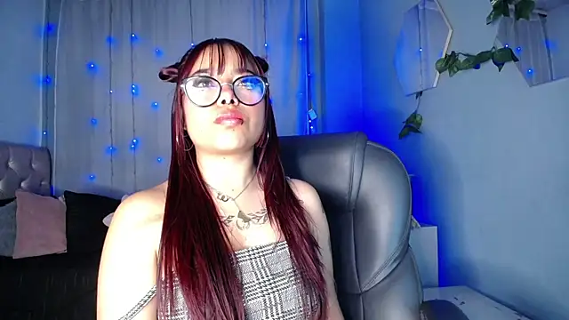 LittleNathy  online show from 4, 11, 2025