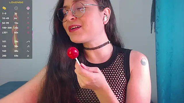 Vicky cristinax online show from 2, 2, 2026