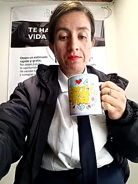 Snapshot of Valentina--1 chatting on 25, 4, 2026 Valentina--1 online show from 25, 4, 2026