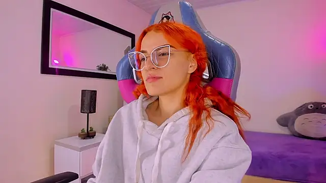 celeste blazze  online show from 17, 3, 2026