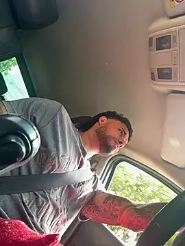 AUSTINN TORRES online show from 31, 3, 2026