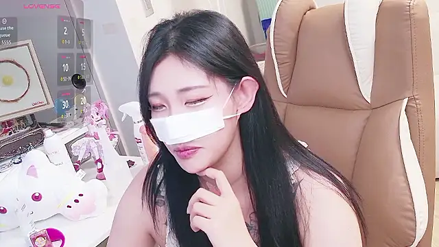 Milk Sola online show from 25, 5, 2026