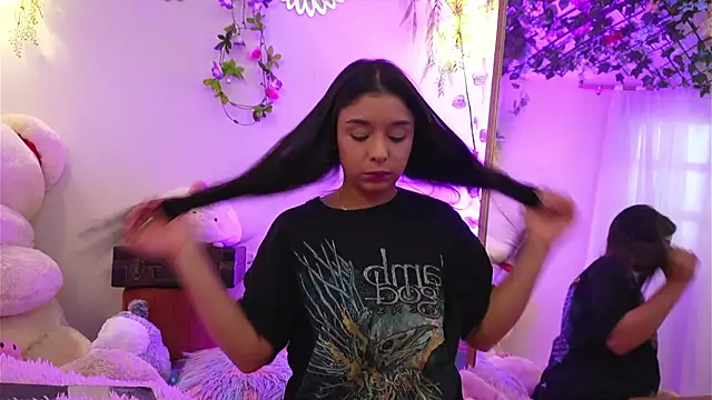 Snapshot of ISA_NIXON chatting on 27, 11, 2025 ISA NIXON online show from 27, 11, 2025