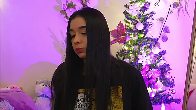 ISA NIXON online show from 14, 12, 2025