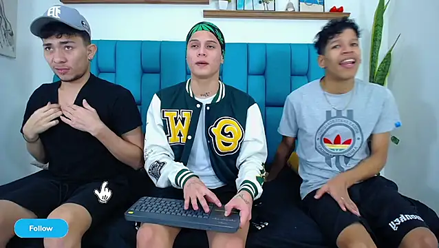 Hot Boys Latinos X online show from 20, 4, 2026