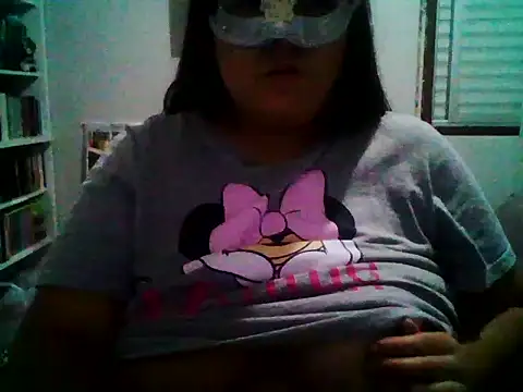 Snapshot of crazzyanne chatting on 12, 11, 2025 crazzyanne online show from 12, 11, 2025