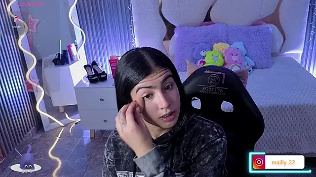 MAIILY TAY online show from 11, 2, 2026