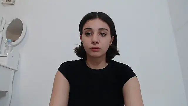 Snapshot of bellefleurrr chatting on 5, 7, 2026 bellefleurrr online show from 5, 7, 2026