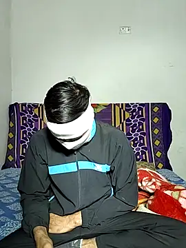 Heena-143 online show from 18, 11, 2025