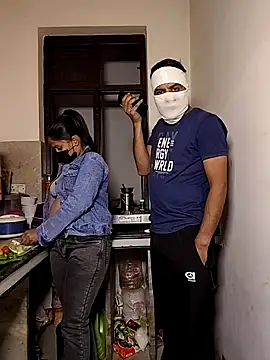 Heena-143 online show from 18, 12, 2025