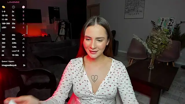 Cleojuice online show from 4, 11, 2025