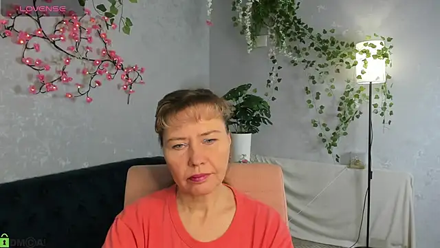 Carla Vogue online show from 30, 11, 2025