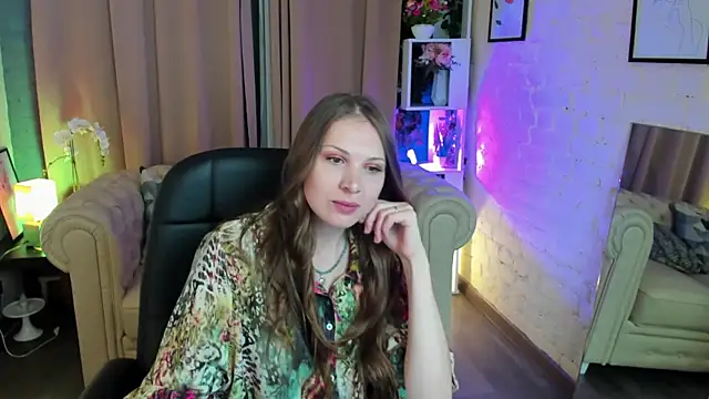 Alma Diaz online show from 28, 10, 2025