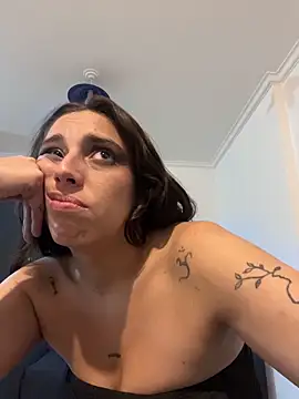 gigi333regi online show from 25, 2, 2026