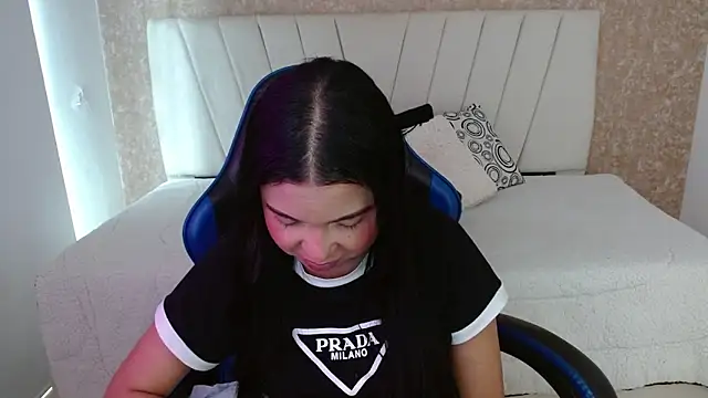 Snapshot of AliceSmity_ chatting on 8, 2, 2026 AliceSmity online show from 8, 2, 2026