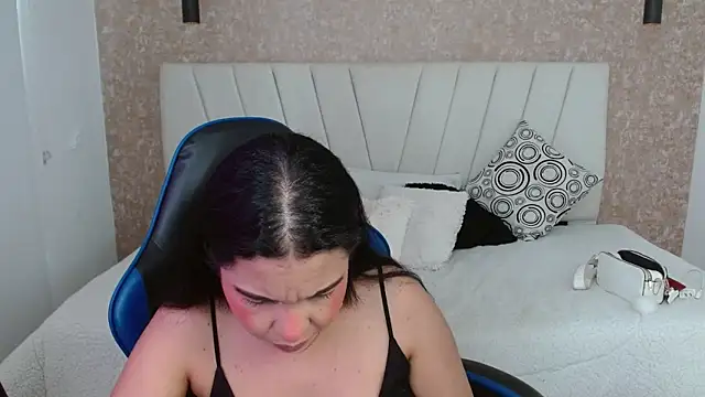 Snapshot of AliceSmity_ chatting on 15, 2, 2026 AliceSmity online show from 15, 2, 2026