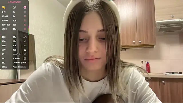 AidaGloshen online show from 18, 12, 2025