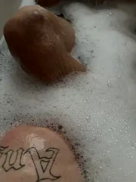 Aksinja05 online show from 2, 11, 2025