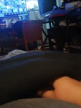 Snapshot of Piope1984 chatting on 31, 10, 2025 Piope1984 online show from 31, 10, 2025