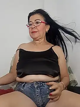 laliItaclark online show from 26, 5, 2026