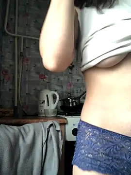 Snapshot of AnitaTenchi1 chatting on 20, 11, 2025 AnitaTenchi1 online show from 20, 11, 2025