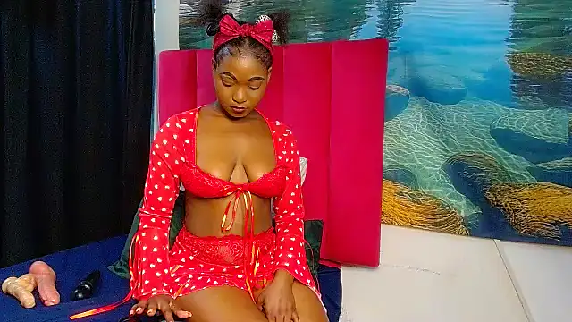 Lisa-001 online show from 14, 2, 2026