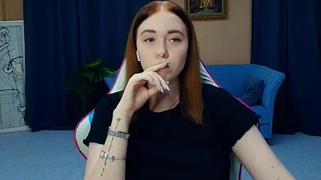 Snapshot of AddieOsler chatting on 4, 4, 2026 AddieOsler online show from 4, 4, 2026