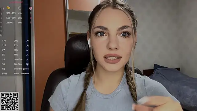 IlanaLafferty online show from 22, 12, 2025