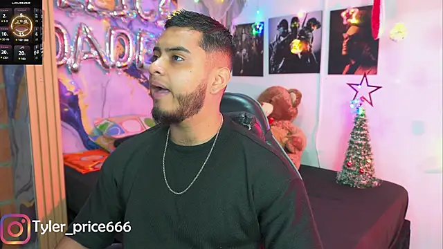 Snapshot of Tiler_wolker chatting on 20, 12, 2025 Tiler wolker online show from 20, 12, 2025