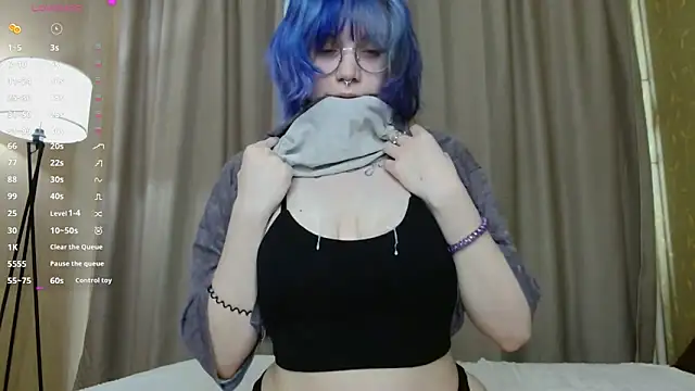 KellePourier online show from 15, 4, 2026