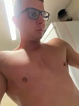 PolishBoy1995 online show from 12, 11, 2025