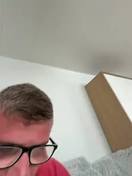PolishBoy1995 online show from 25, 6, 2026