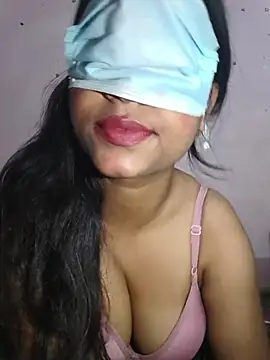 Snapshot of palakmishra033 chatting on 14, 12, 2025 palakmishra033 online show from 14, 12, 2025