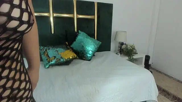 Snapshot of SeleniHot chatting on 29, 10, 2025 SeleniHot online show from 29, 10, 2025