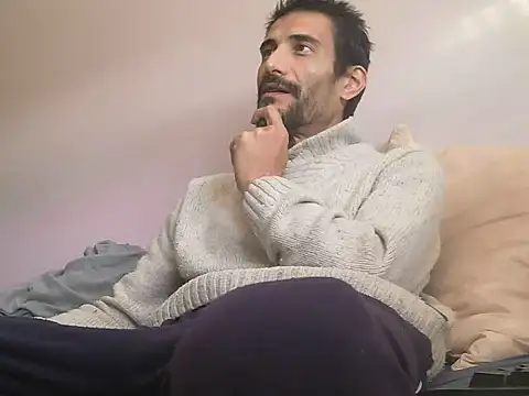 Snapshot of Ash59055 chatting on 12, 11, 2025 Ash59055 online show from 12, 11, 2025