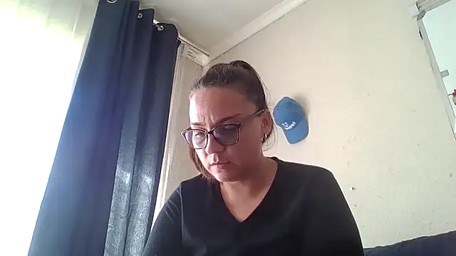 lilMissMarli online show from 15, 7, 2026