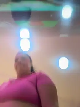 Hannahpradaa  online show from 11, 1, 2026