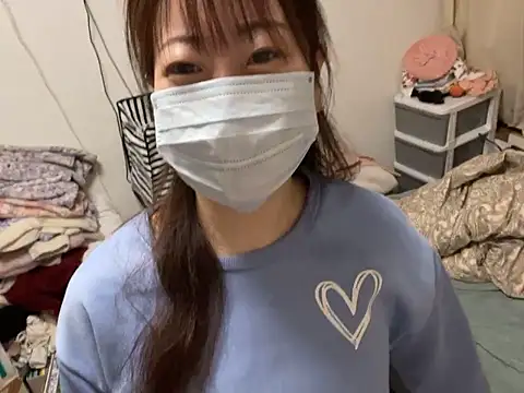 hitomi desu online show from 3, 2, 2026