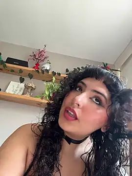 SugarTroubl33 online show from 26, 6, 2026