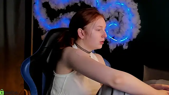 AngelWisee online show from 8, 5, 2026