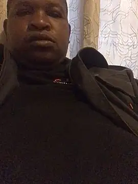 Snapshot of Johnparis505 chatting on 29, 10, 2025 Johnparis505 online show from 29, 10, 2025