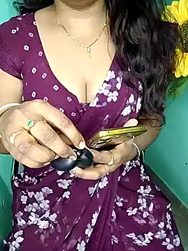 shreyareddy99 online show from 4, 2, 2026