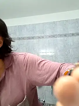 Piediniecollant online show from 5, 11, 2025