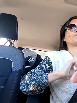 Piediniecollant online show from 6, 11, 2025