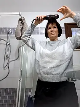 Piediniecollant online show from 10, 3, 2026