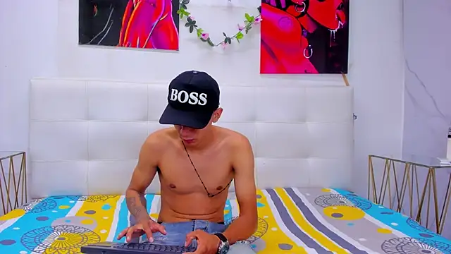 ahsly78alejandro online show from 8, 1, 2026