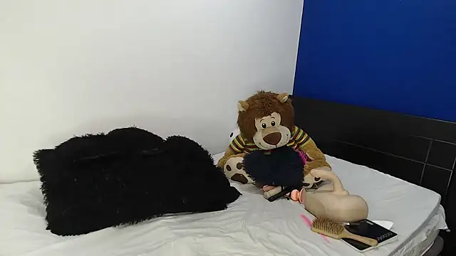 Snapshot of EmmilyConnor chatting on 20, 7, 2026 EmmilyConnor online show from 20, 7, 2026