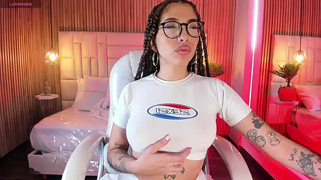 VenuzSofia online show from 21, 3, 2026